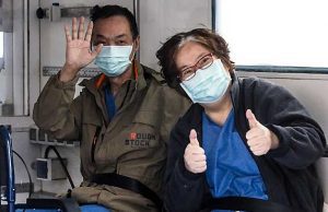 Covid | Coppia di cinesi guariti: Grazie Italia, ci avete salvato!
