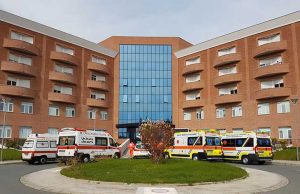 L’inno di Mameli e applausi per il primo Covid Hospital della Riviera