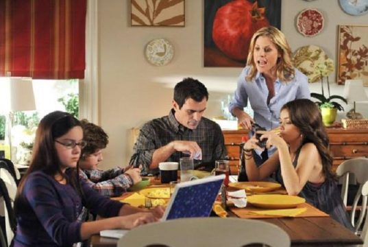 Frenesia da smartphone a tutte le età… ma tanta comodità