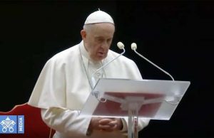 Vaticano, il Papa ordina che asset finanziari passino allo IOR. Cosa succede?