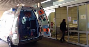Bolzaneto, incidente nel primo pomeriggio: centauro grave al Villa Scassi