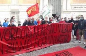 Assembramenti vietati, stamane corteo A. Mittal fino in Prefettura: ma è ‘una passeggiata’