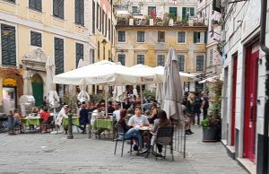 Da mercoledì il coprifuoco alle 23: ecco tutte le riaperture