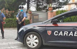 Furto in stabilimento balneare Andora: ladro fugge, altro arrestato