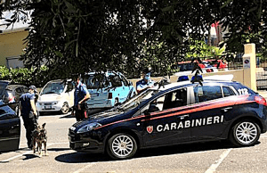 Rifiuta di sposare marocchino irregolare, tentano di ucciderla con un’overdose