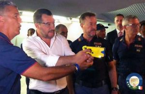 Rissa tra detenuti africani a Sanremo, Salvini: pistola Taser anche per agenti Penitenziaria