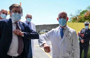 Vaccini e isole Covid free, Bassetti attacca Regione Campania: prima i più fragili No Green pass e riaperture, Bassetti attacca Salvini: incoerente