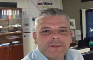 Bimba nigeriana definita ligure da Toti, il pentastellato Tosi attacca la Lega