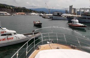 Esercitazione antincendio nel porto di Savona nei Cantieri Azimut