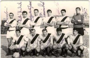 Gli striscioni lasciati morire. Il Savona calcio non c’è più.