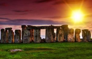 Stonehenge: scoperto il mistero dell’origine di 50 monoliti