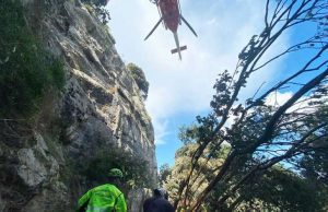 Finale Ligure, intervento congiunto Soccorso Alpino e VVF per scalatore infortunato