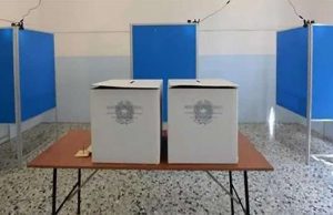 Seggi elettorali: la mascherina non è più obbligatoria, ma raccomandata Seggi elettorali, la mascherina ai seggi non è obbligatoria, ma raccomandata