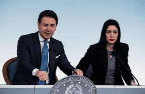 Riapertura scuole il 7, caos in consiglio dei ministri: Pd vuole il rinvio, Iv e M5S no