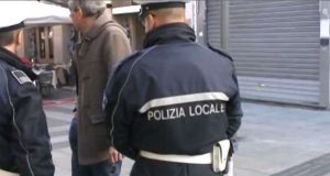 La polizia locale a Genova controlla 1008 persone per il green pass