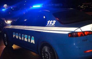 Pensionata trovata ferita in casa al Cep di Prà: indagini della Polizia Ventimiglia, lite tra migranti degenera in rissa a bastonate notte