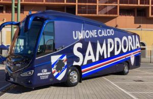 Sampdoria, un pullman sociale splendido grazie al restyling grafico