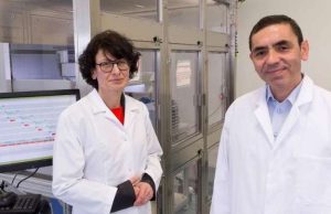 Coppia di turchi miliardari grazie a vaccino anti Covid: prezzo 20 dollari a dose