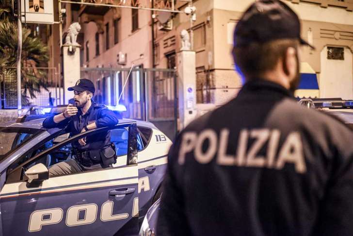 Esecuzione di due provvedimenti restrittivi eseguiti dalla polizia