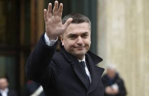 Rixi: Alitalia taglia voli, scattato semi lockdown per collegamenti Genova-Roma