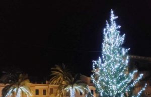 A Ceriale si accendono le luminarie natalizie