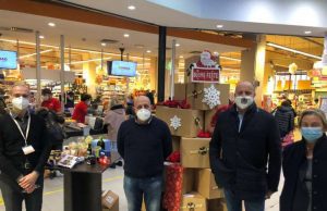 Chiavari, consegna pacchi di alimenti per anziani