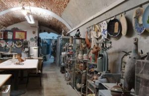 L’arte ceramica come medicina contro la solitudine