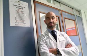 Bassetti: è da vaccinare anche chi ha già avuto e superato l’infezione da Covid-19 L’attacco di Bassetti al plasma con il covid: E’ definitivamente morto