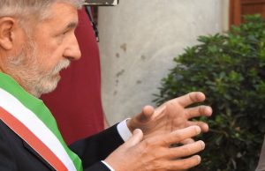 Bucci: se avanti così prossimo weekend in area gialla. Sistema bus scuole funziona