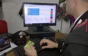 Droga sul dark web, spacciatore di Albenga si faceva pagare in Bitcoin: arrestato