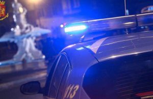 La Spezia, festa con 70 avventori: quasi tutti dominicani. Locale chiuso e sanzioni Sorpresi in flagranza: denunciata coppia di topi d'auto a Genova