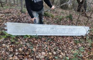 Viadotto Bisagno, trovata parte di un ponteggio nel bosco