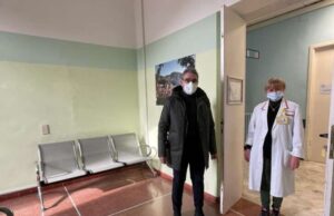 Recco, sopralluogo del sindaco Gandolfo al centro vaccinale