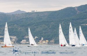 Chieffi ad Alassio è in testa alla flotta dei Dragone