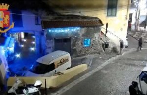 Duro colpo contro lo spaccio a Ventimiglia Alta | Video