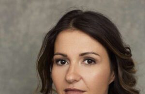 Da Deiva Marina le poesie d’amore di Mirseda Reci