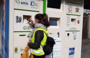 Metro San Giorgio: nuovo dispositivo per raccolta bottiglie, plastica e lattine