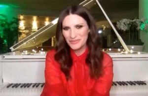 Laura Pausini vince il Golden Globe per la migliore canzone originale