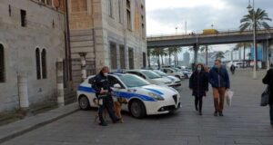 Controlli Covid della Polizia locale a Genova, martedì 15 marzo