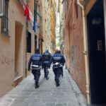 Senegalese offre hashish alla polizia locale: arrestato