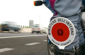 Autotrasporto e sfruttamento del lavoro aggravato da minacce: 3 arresti nel Savonese polizia stradale polstrada generica