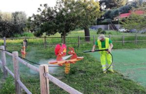 A San Bartolomeo al mare sanificazione dei parchi gioco