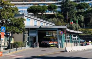 Alassio, aggredita e picchiata selvaggiamente in casa Lavagna: scooter contro auto, ventenne soccorsa in codice rosso