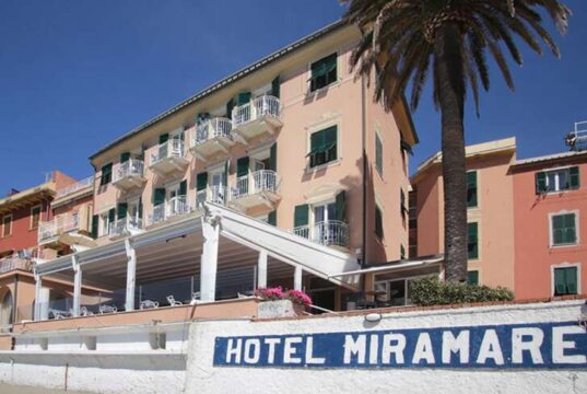 Riapre l’Hotel Miramare di Sestri Levante, tra le novità una SPA