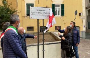 Sarzano, piazzetta intitolata ad Agostino Dario Caviglia