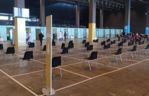 Sansa: hub vaccinale oggi deserto. E a Pasqua chiuso. Eppure ci sono 100mila dosi