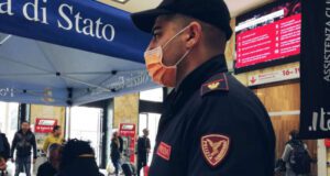 Ruba zaino del capotreno, 32enne denunciato dalla Polfer
