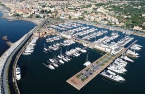 Marina di Loano premiata con la nona Bandiera Blu