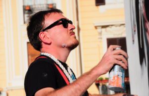 Albisola Superiore accoglie l’artista Ozmo per un progetto pubblico