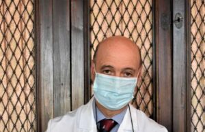 Genova, dal San Martino un nuovo spray nasale contro la Covid